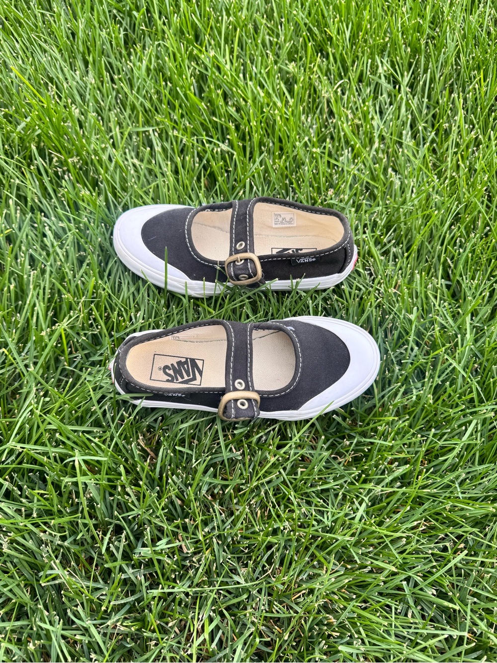 Vans Kids Mary Jane Black Canvas Buckle Shoes Size 11.5 - Picture 2 of 9